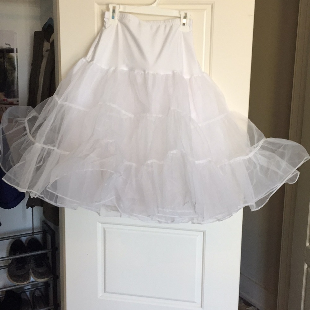 Dress up petticoat